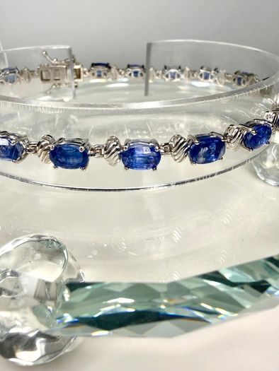 Bracelet Premium Himalayan Kyanite & Zircon Bracelet (11 Ct.)