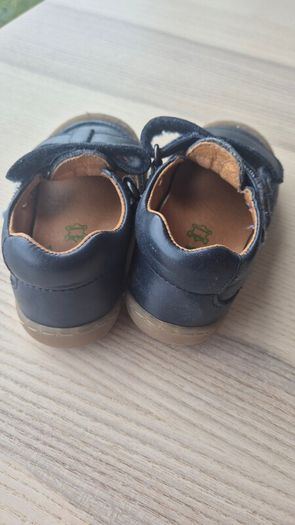 size 22 Kids Froddo Barefoot Sandals