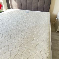king size bed and mattress