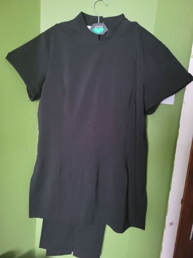Salon Therapist uniform Buttercups Size 14