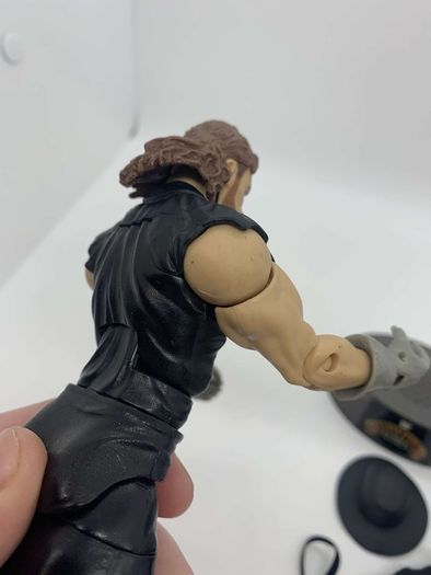 wwe elite Wrestlemania 34 The Undertaker with entrance greats clothing & stand action figure
