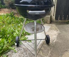 Weber Compact 47cm Charcoal BBQ