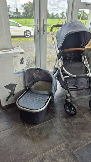 Uppababy vista travel system, highchair, carrier