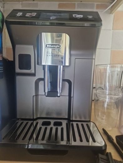 delonghi eletta explore coffee machine
