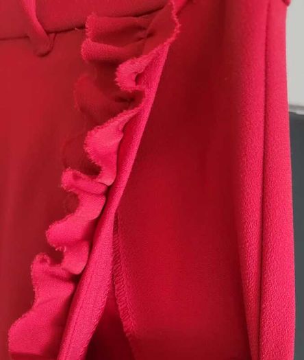 River Island red crop frill details pants Sz 8UK - Bnwt Rrp 34 Sterling
