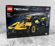 New LEGO Technic Bugatti Bolide Racing Car Set (42151)