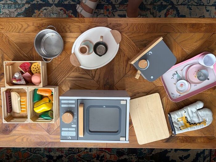 Kids Play Kitchen