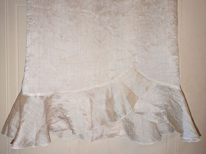 stunning ivory midi skirt from Libra.