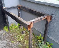 work bench- table