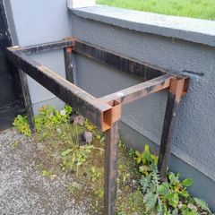 work bench- table