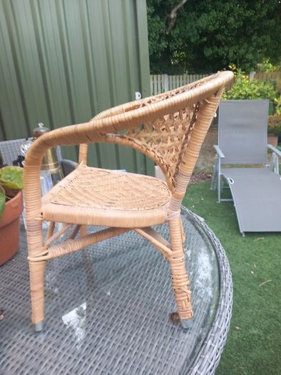 Rattan chair for a child, very cool piece, metal feet, D18