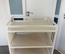 Changing table