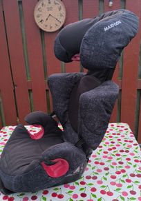 Maxi Cosi Rodifix high back booster seat.
