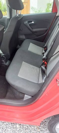 2010  Polo one owner two keys