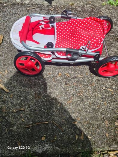 play stroller.