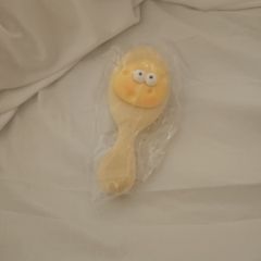 Unopened Egg Brush