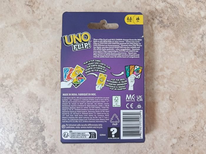 UNO Flip! Card Game 2-10 Players 7+ Mattel - Flip the deck, change the game! New