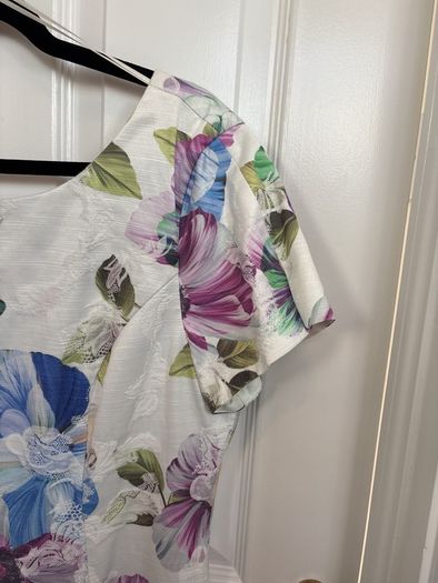Libra Dress Size 14