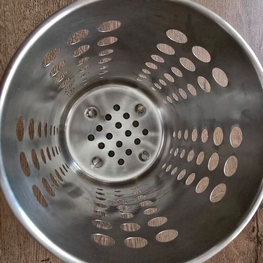 Cutlery holder