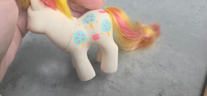 Sister Apple Delight Baby Loving Families MLP G1 My Little Pony