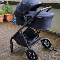 Carrycot & Chassis