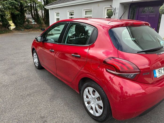 2016 Peugeot 208