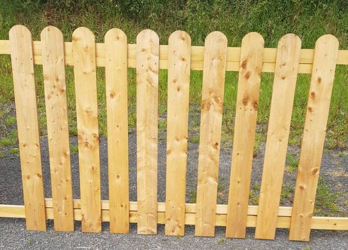 Garden fencing