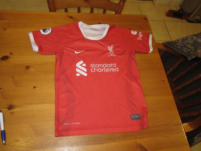 Liverpool....m,salah   Size 176