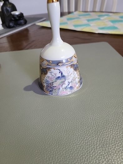 Bell porcelain
