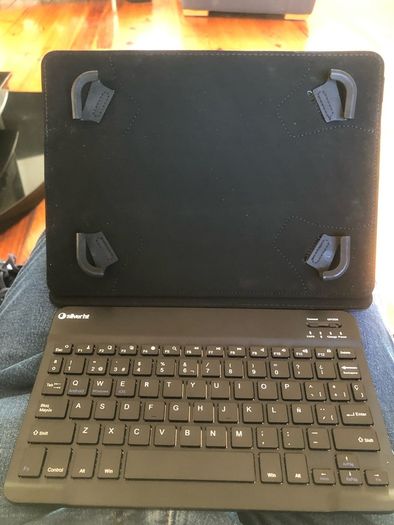 tablet Bluetooth keypad
