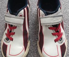 Clarks baby shoes. UK8F/EUR 25