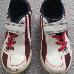 Clarks baby shoes. UK8F/EUR 25