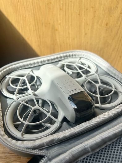 Dji Neo