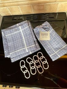 shower curtain
