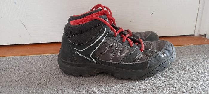 Decathlon Childrens hiking boots