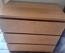 Chest of drawers