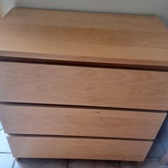 Chest of drawers
