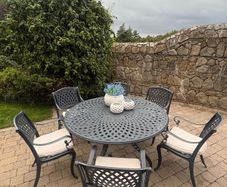 cast iron furniture