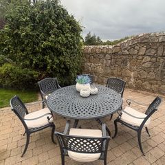 cast iron furniture