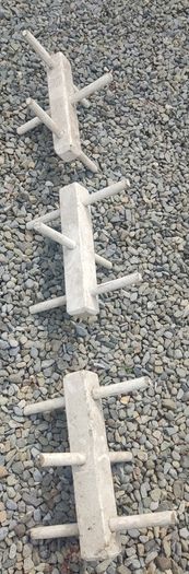 Vintage Wooden Lawn Dogs/Caltrops x 3