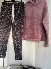 Pjs/ Lounge Set