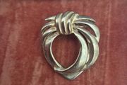 Irish Vintage Clasp Brooch