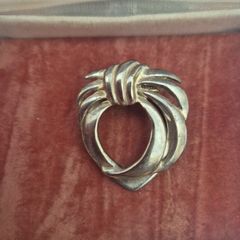 Irish Vintage Clasp Brooch
