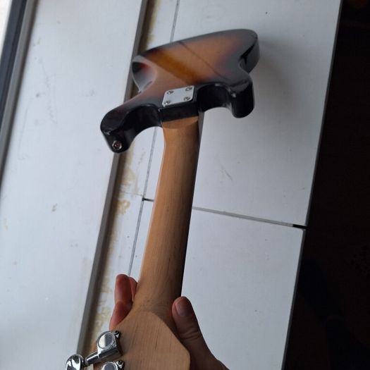Burswood Electric Guitar Sunburst