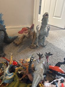 Dinosaur & animal figures