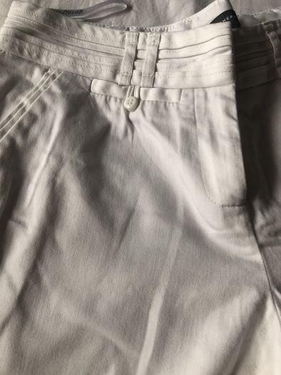 White Capri Trousers Slim leg