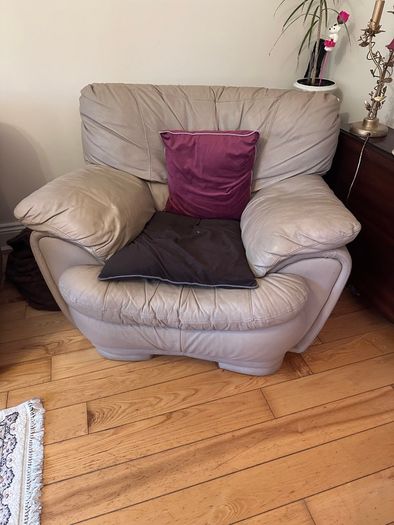 Furniture pictures added
