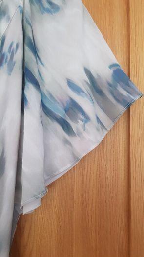 Beautiful Dress Size 18 - H&M