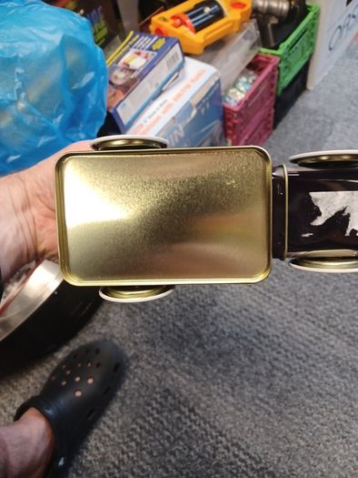 Car Musical sweet tin