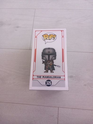 the mandalorian funko pop figure 326